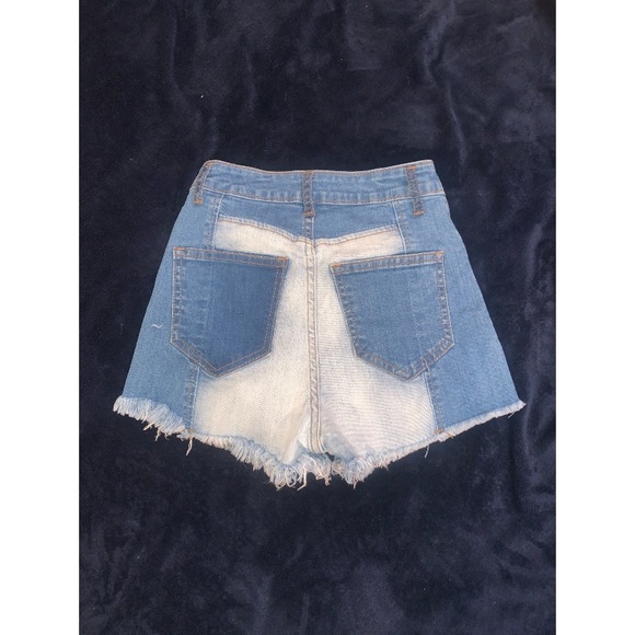 FASHION NOVA COLOR BLOCK HIGH RISE SHORTS - Picture 2 of 3